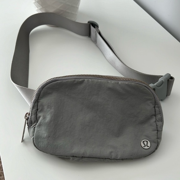 lululemon athletica Handbags - Lululemon bag